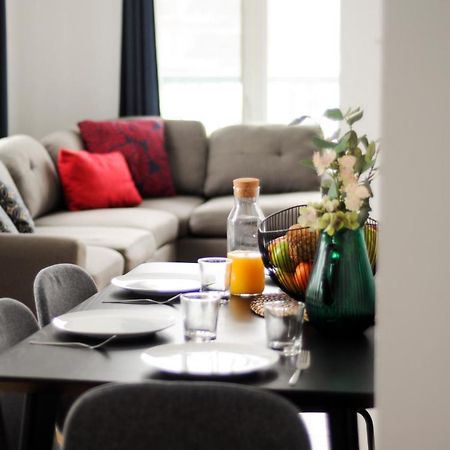 Le 1808 - Spacieux Avec Balcon - Nord De Quebec Apartment Luaran gambar