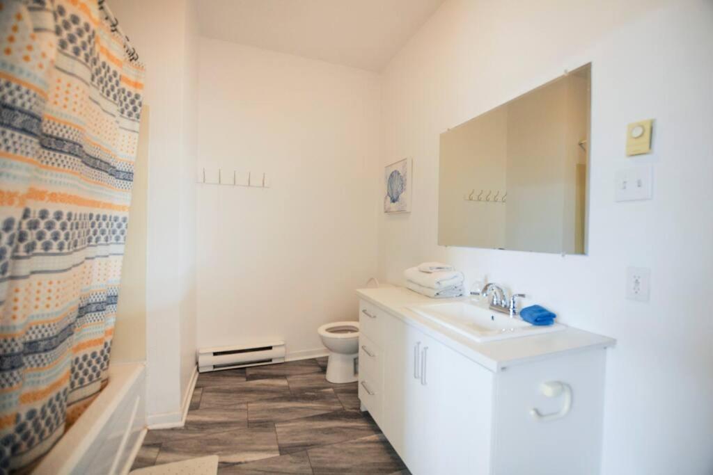 Le 1808 - Spacieux Avec Balcon - Nord De Quebec Apartment Luaran gambar